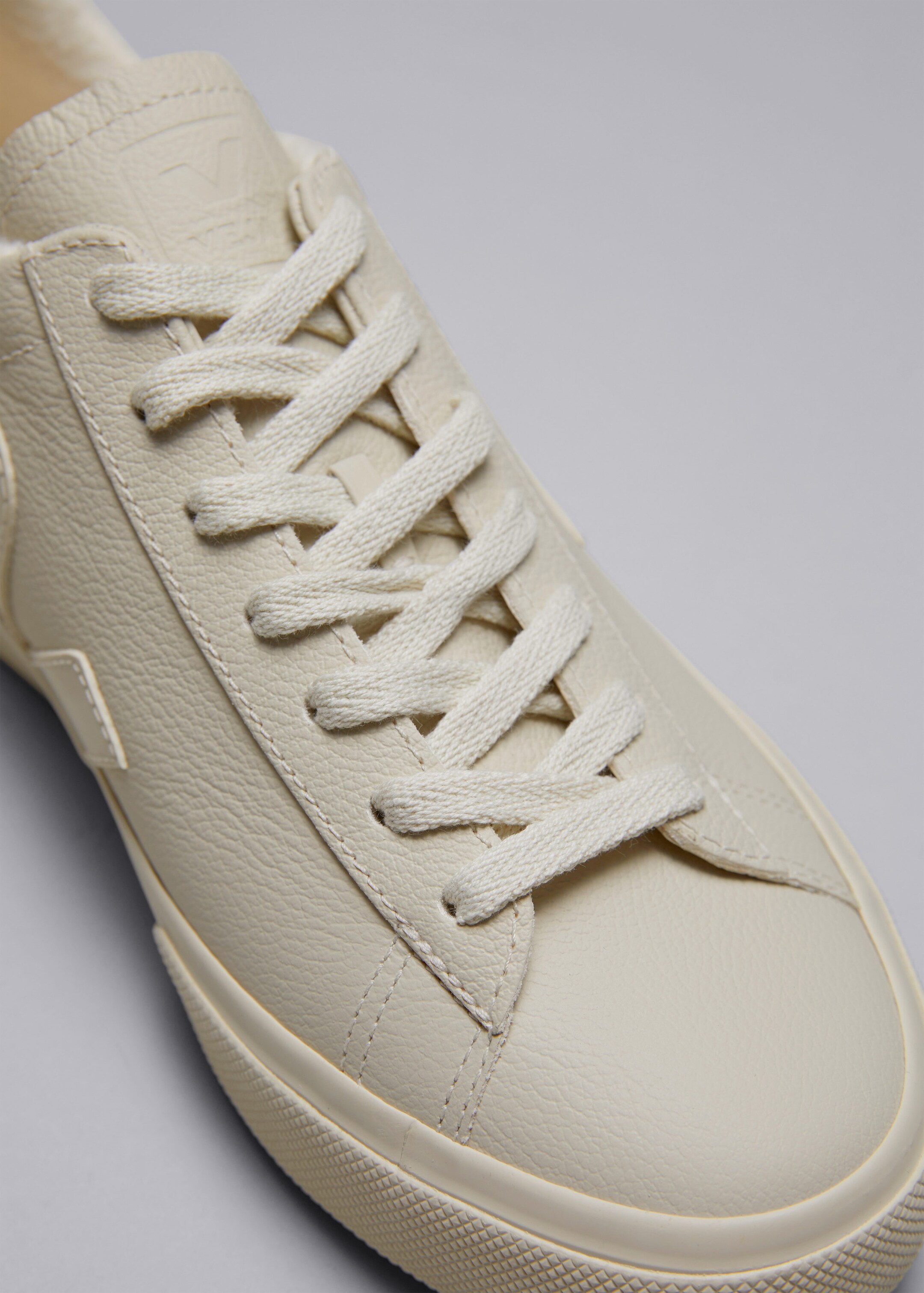 Veja Campo Winter Sneakers - {{variantName}} - Descriptive Detail