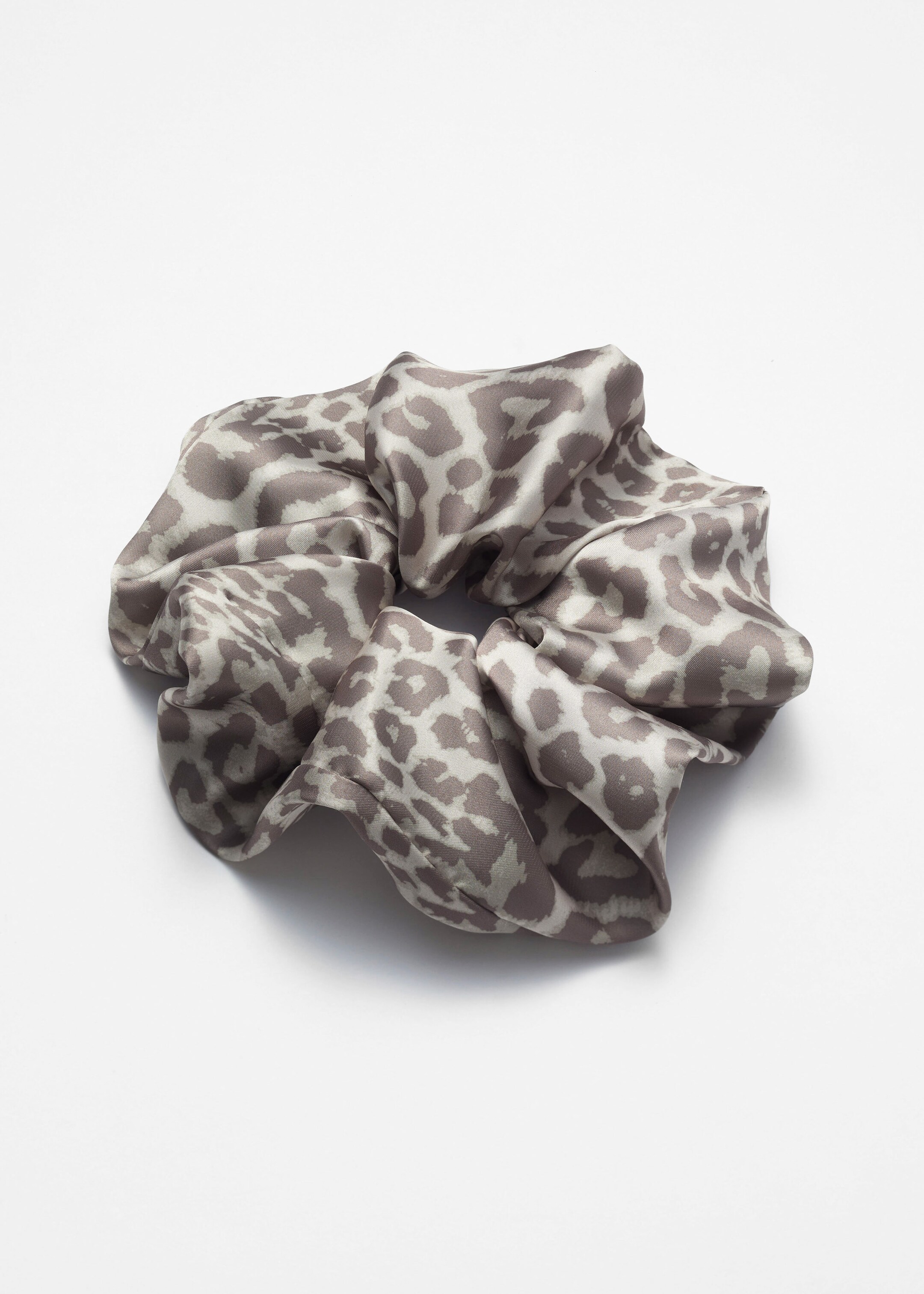 Image of Stor leopardmönstrad scrunchie