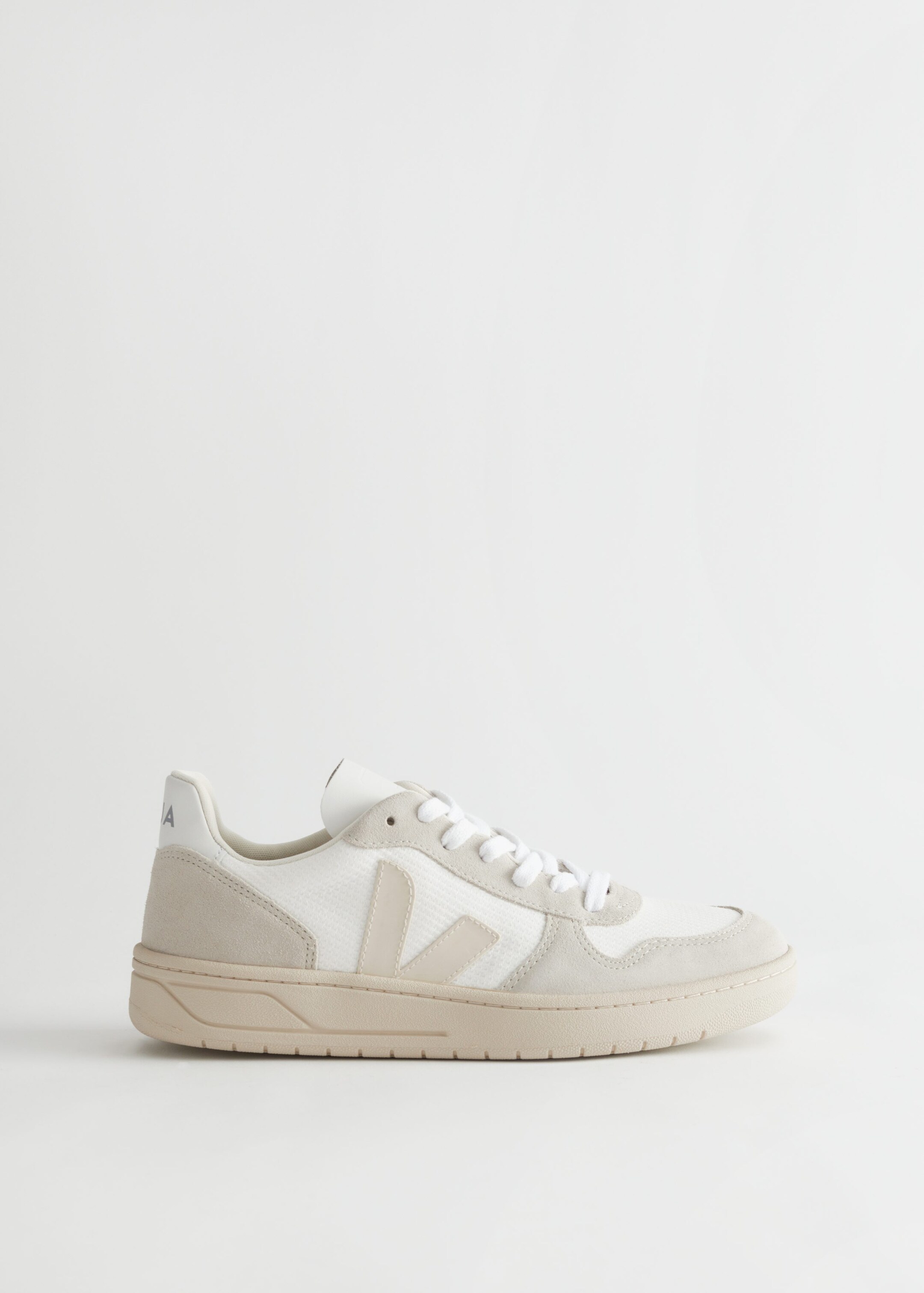 Veja V-10 Sneakers - Cream - Still Life