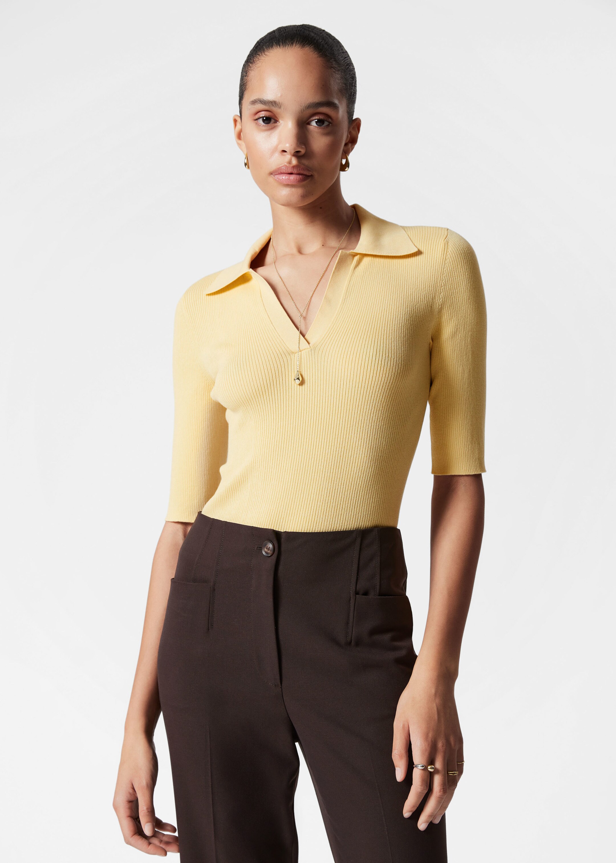 Image of Collared Short-Sleeve Top