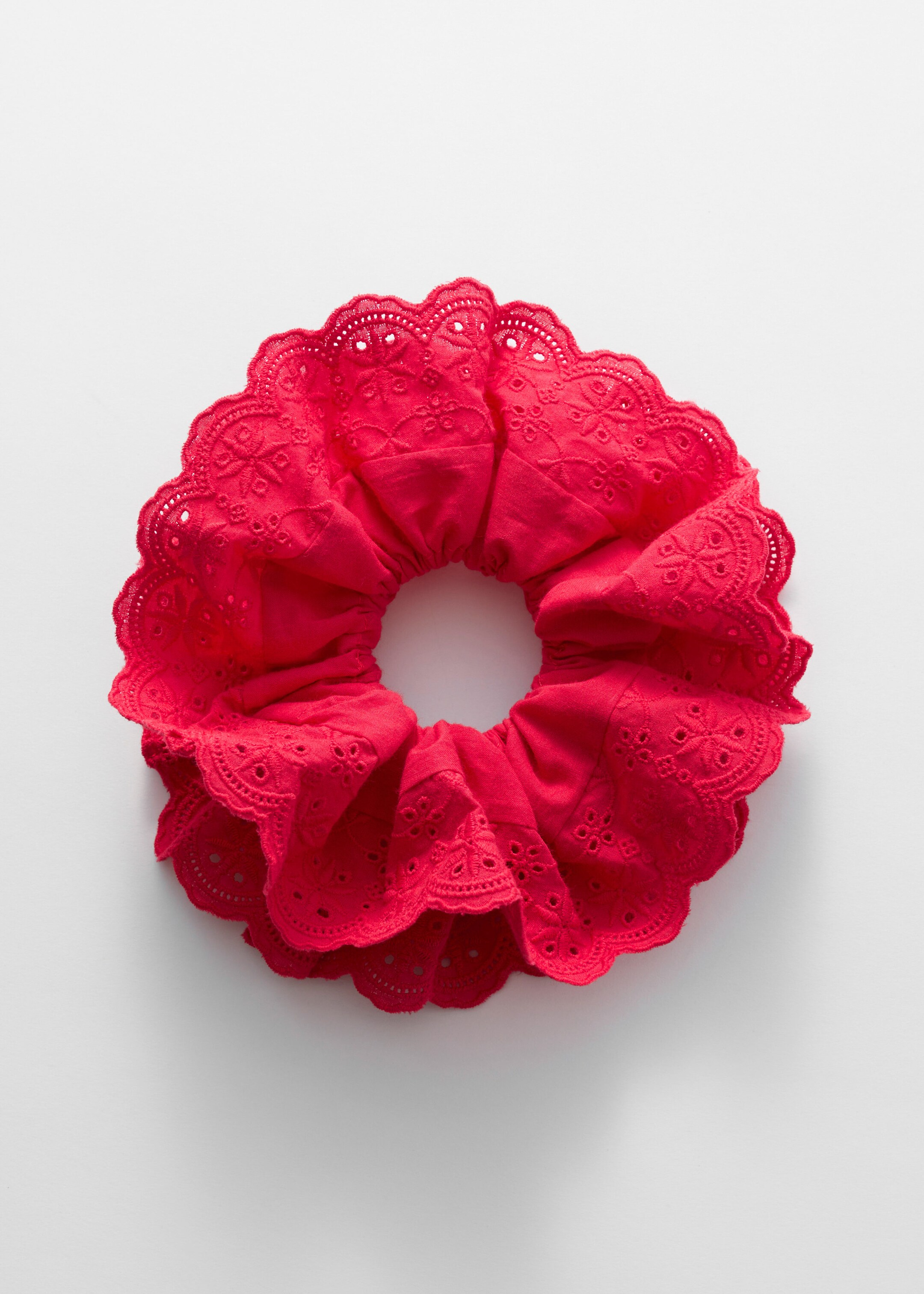 Image of Scrunchie med broderie anglaise